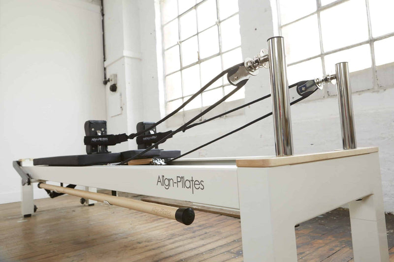 Align Pilates C8-S Pro, close view of the rope risers and pulleys