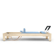 Elina Pilates Classic Natural Wood Reformer in ocean blue