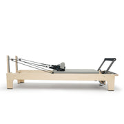 Elina Pilates Club Reformer in iceberg