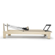 Elina Pilates Club Reformer in light mocha